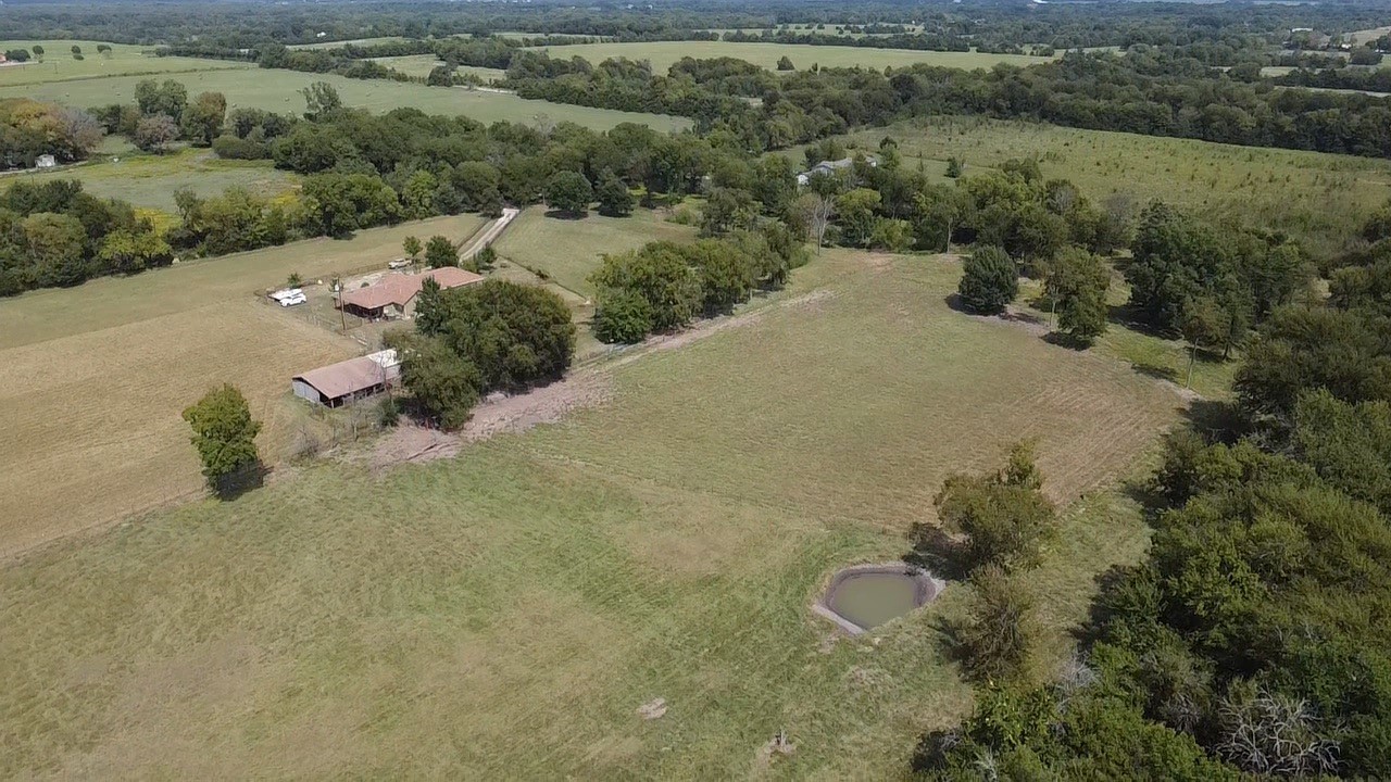 2306 County Road 4145 Bonham TX 75418