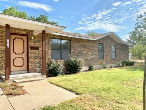 1516 Maple Street Goldthwaite TX 76844