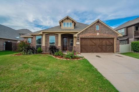 527 Hay Meadow Drive Waxahachie TX 75165