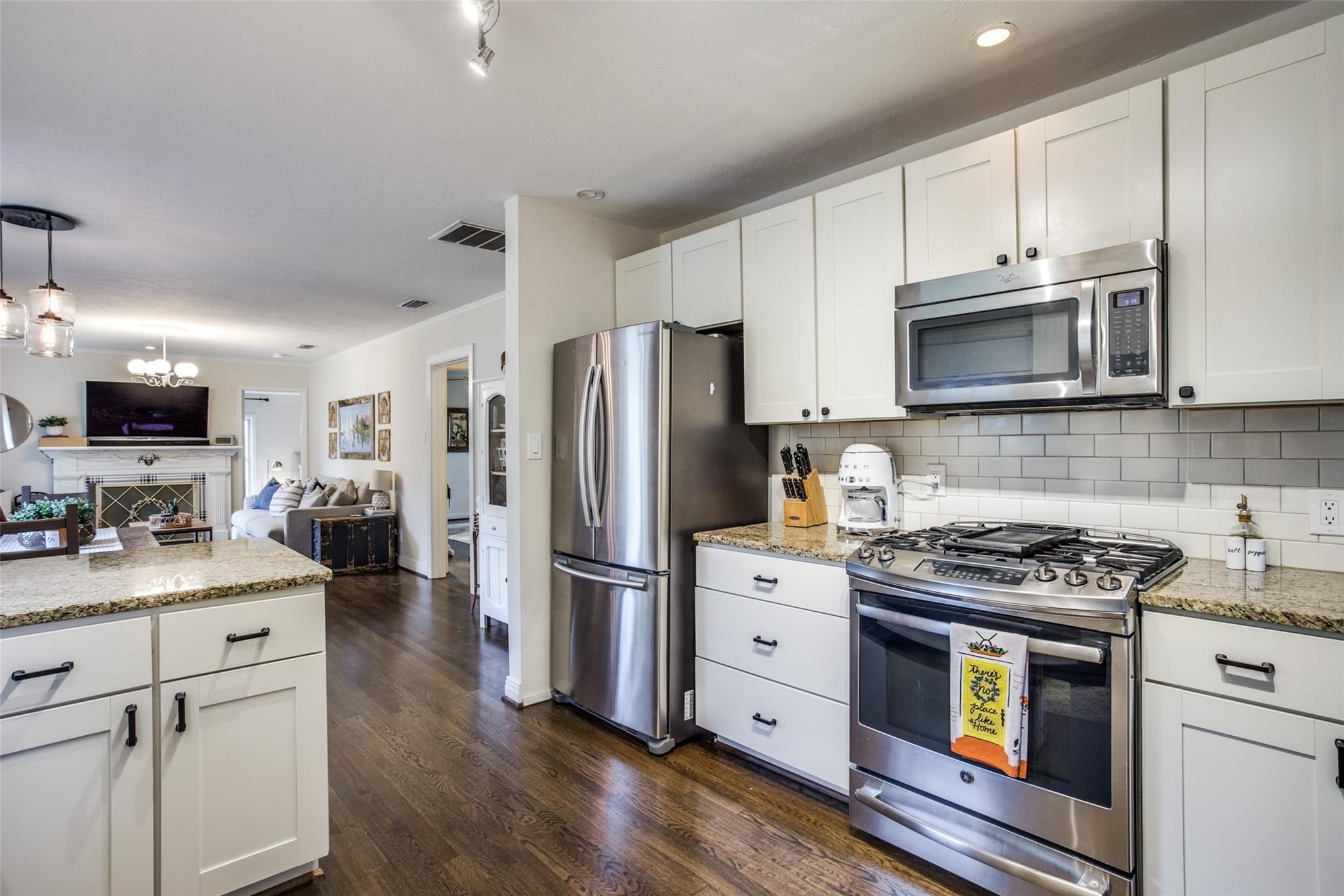 9412 Peninsula Drive Dallas TX 75218