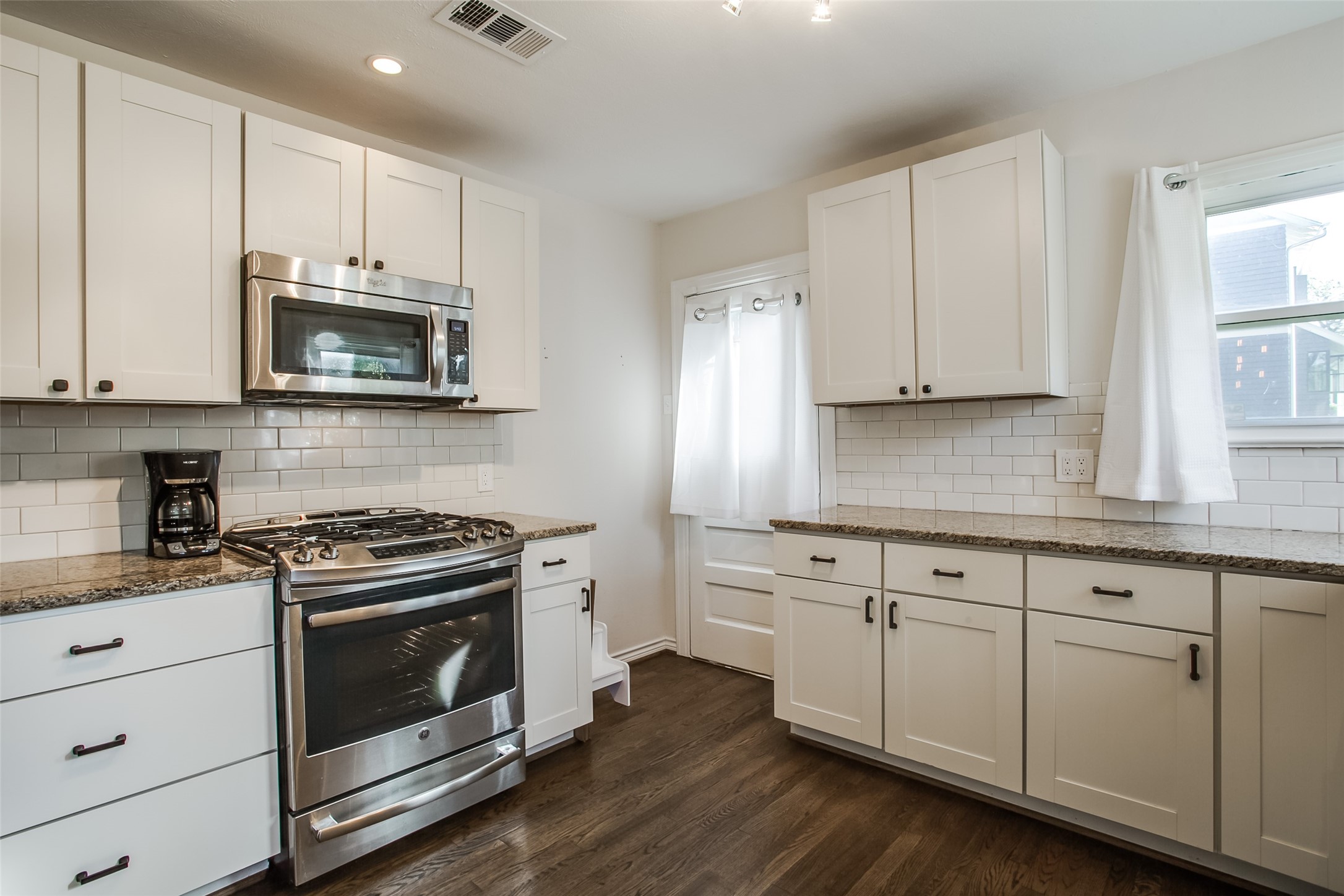9412 Peninsula Drive Dallas TX 75218