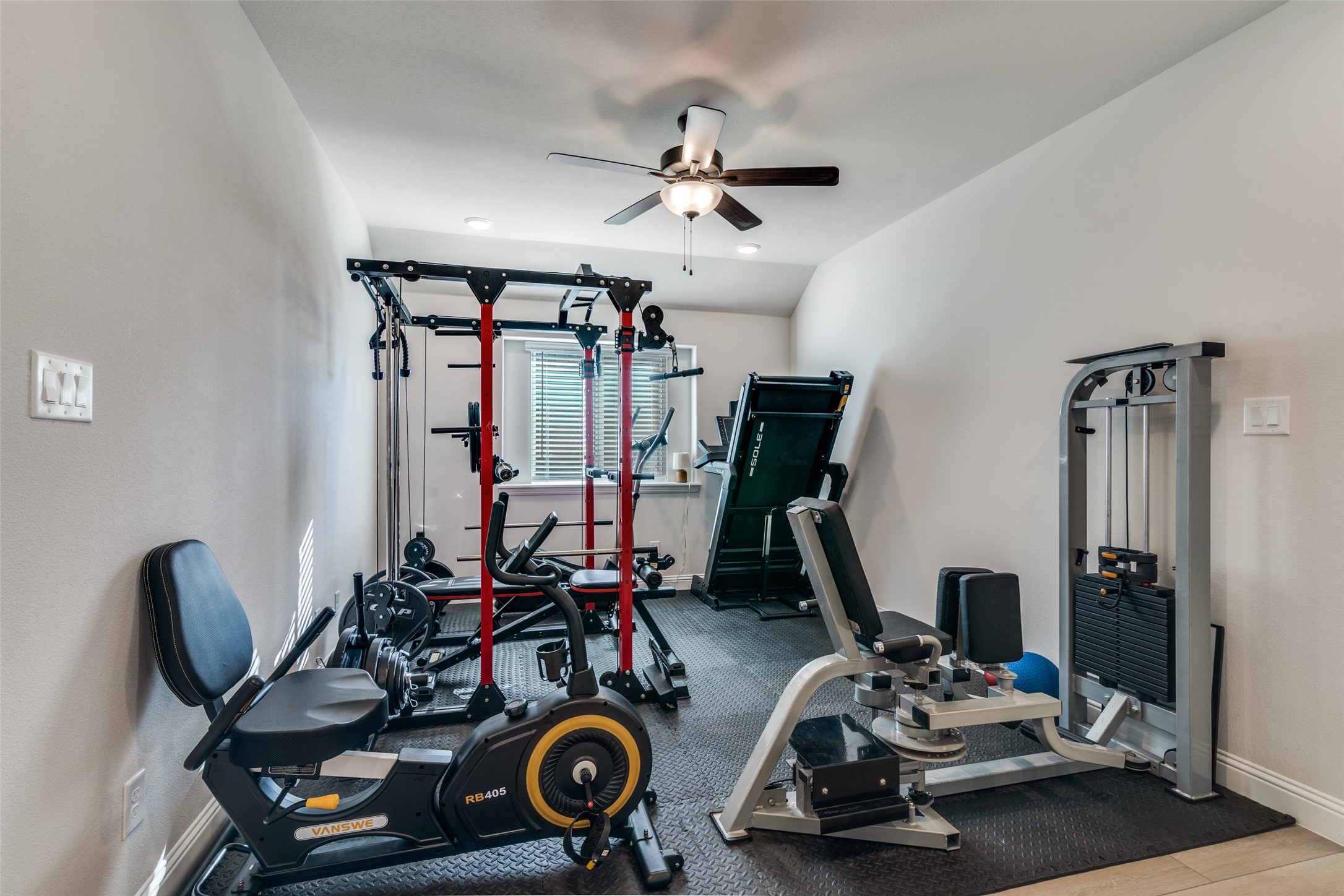 3829 Walnut Creek Crandall TX 75114