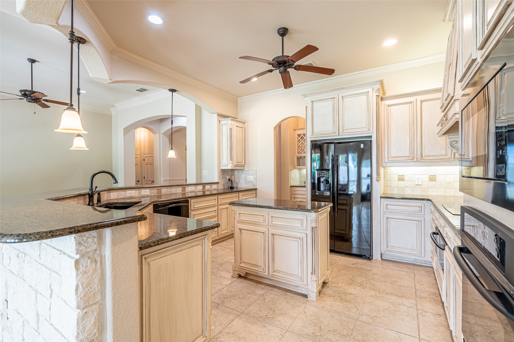 6417 Colonial Drive Granbury TX 76049