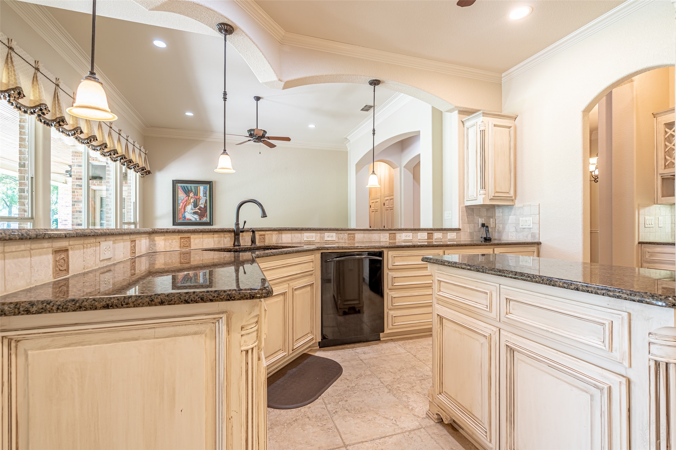 6417 Colonial Drive Granbury TX 76049