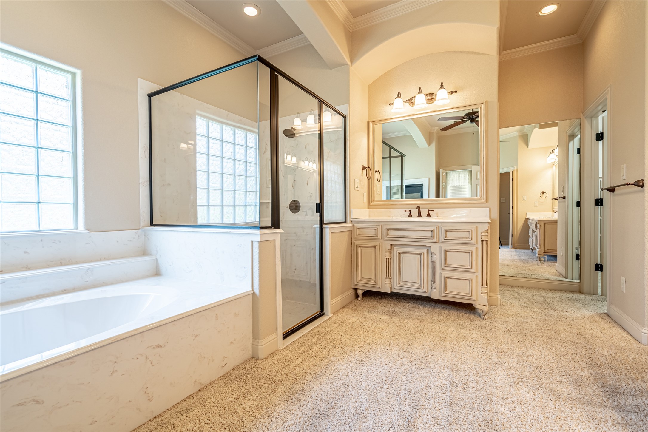 6417 Colonial Drive Granbury TX 76049