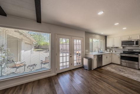 6517 Whitman Avenue Fort Worth TX 76133