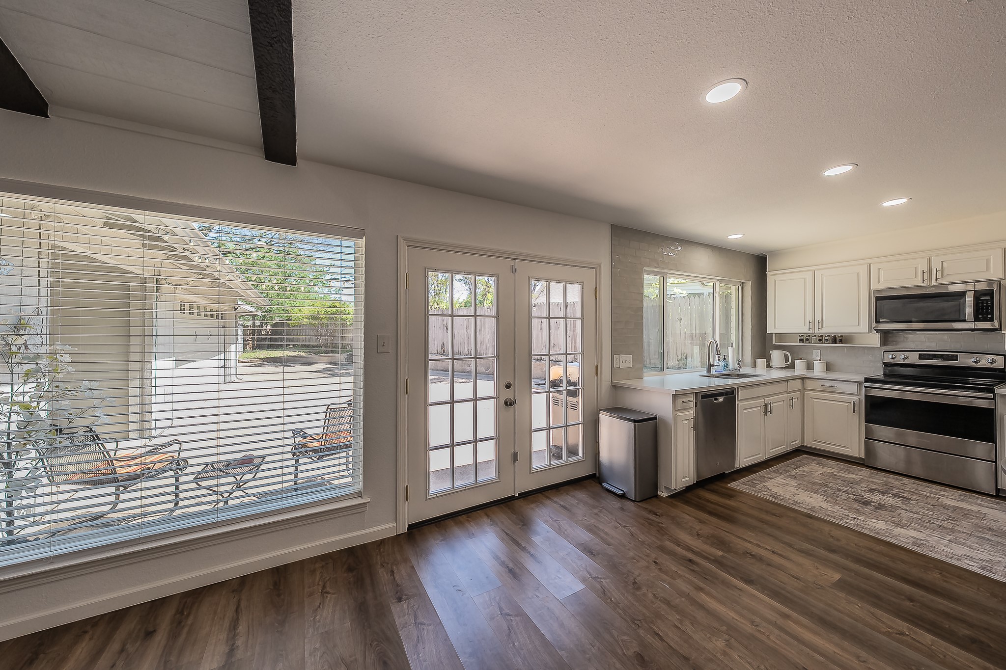 6517 Whitman Avenue Fort Worth TX 76133