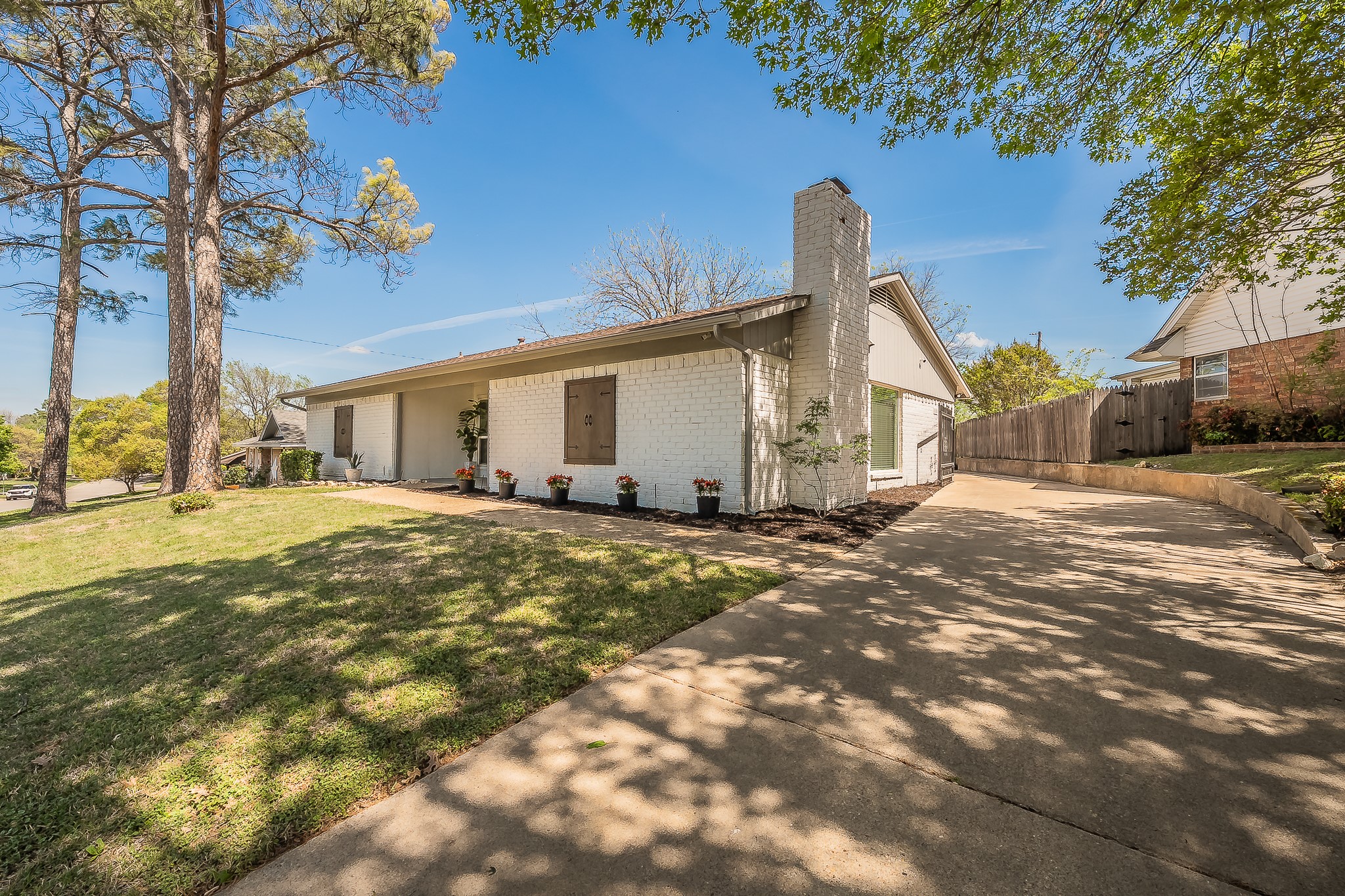 6517 Whitman Avenue Fort Worth TX 76133