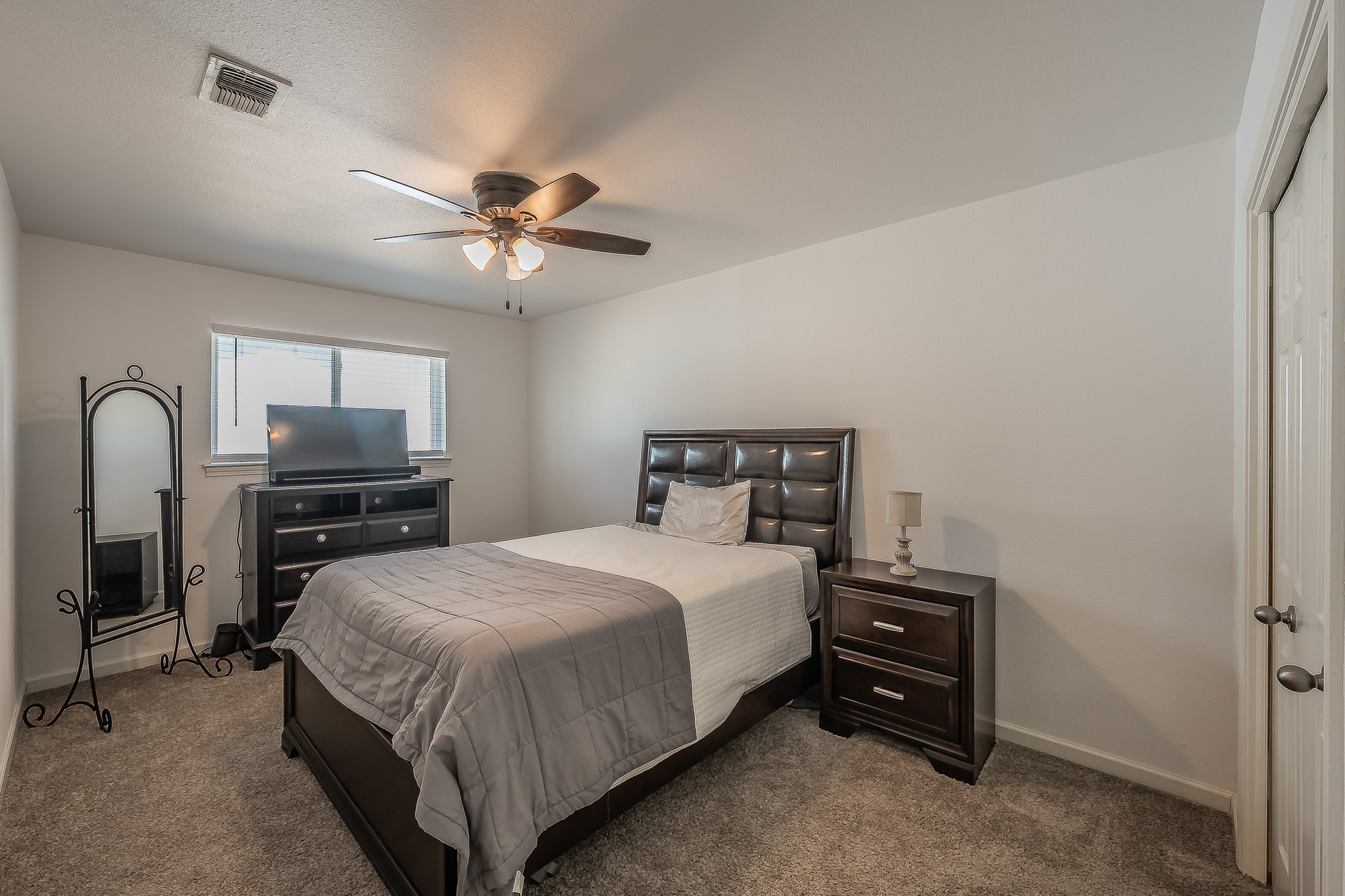 6517 Whitman Avenue Fort Worth TX 76133
