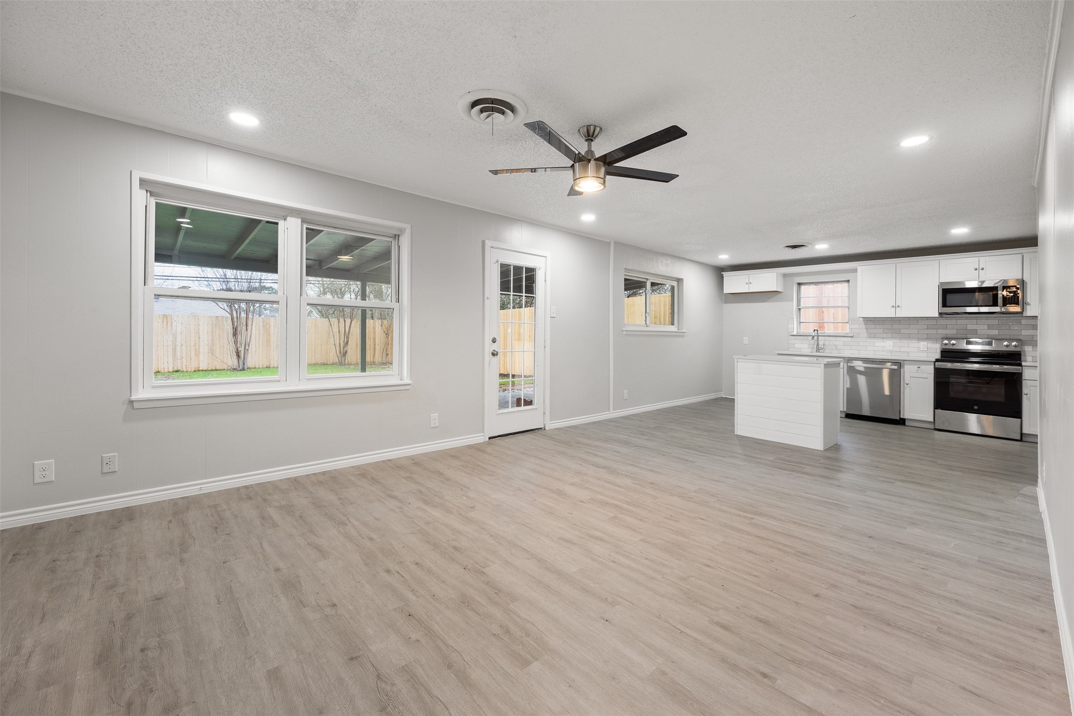 5920 Walraven Circle Fort Worth TX 76133
