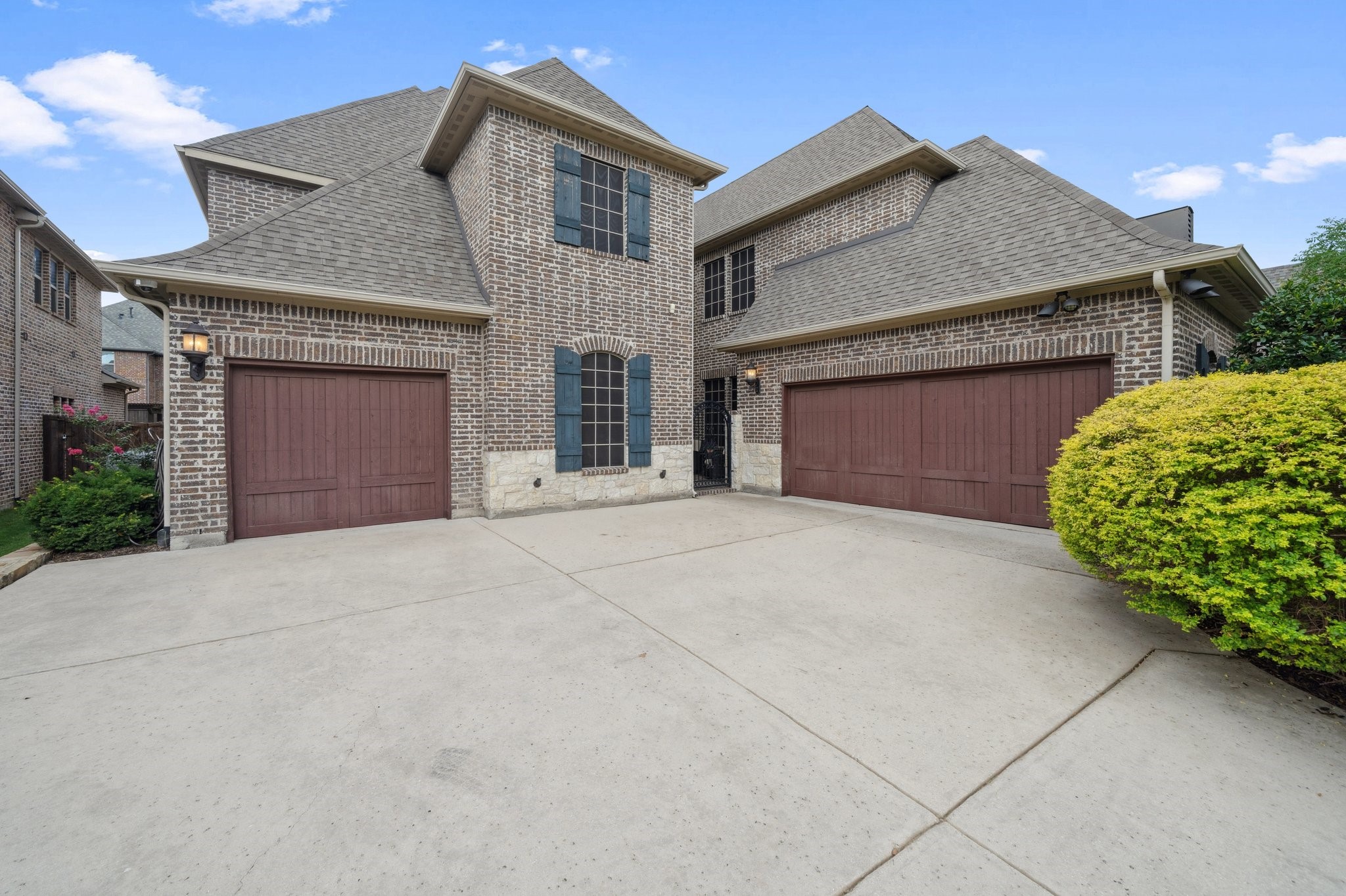 4652 Man O War Road Carrollton TX 75010