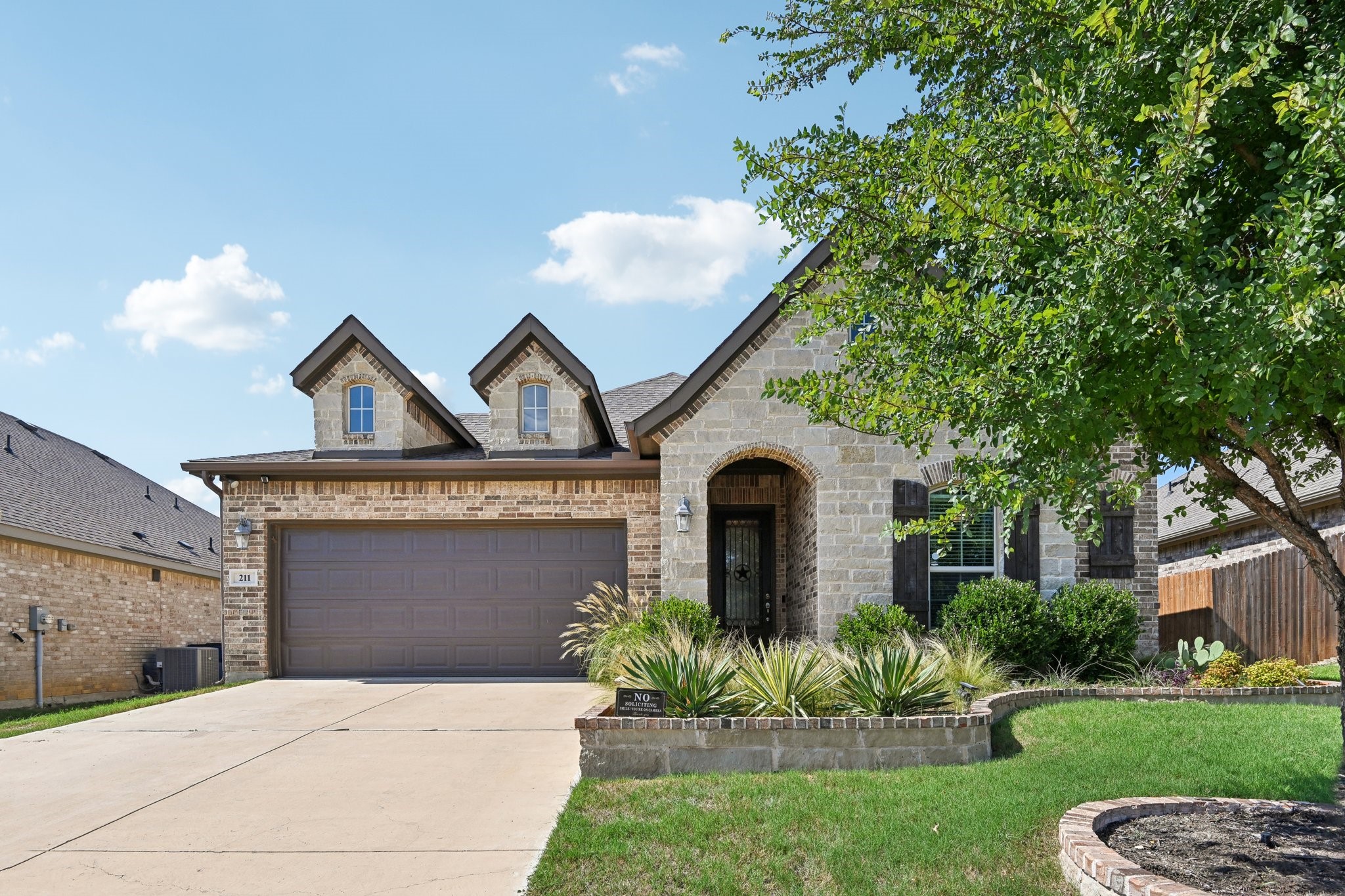 211 Old Settlers Trail Waxahachie TX 75167