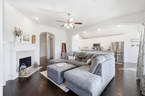 605 Meadowedge Lane Denton TX 76207