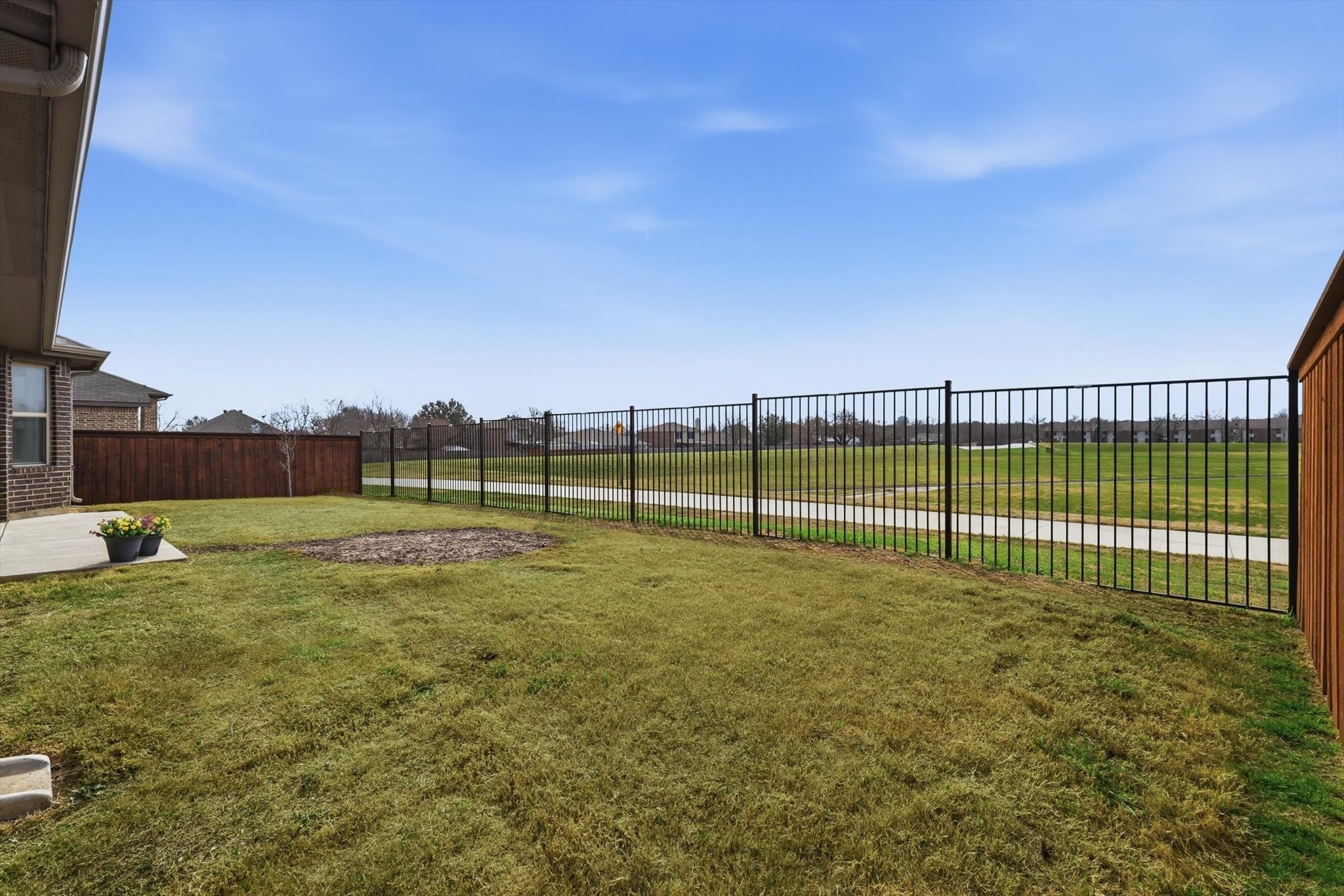 605 Meadowedge Lane Denton TX 76207
