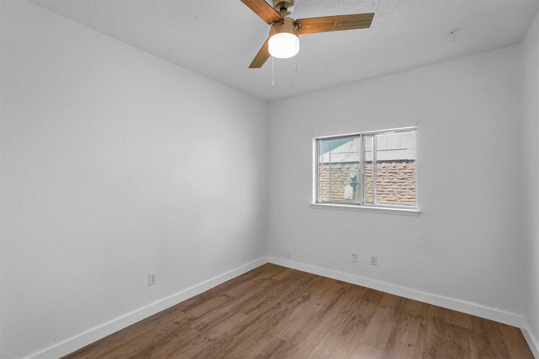 425 Rollingridge Lane Garland TX 75043