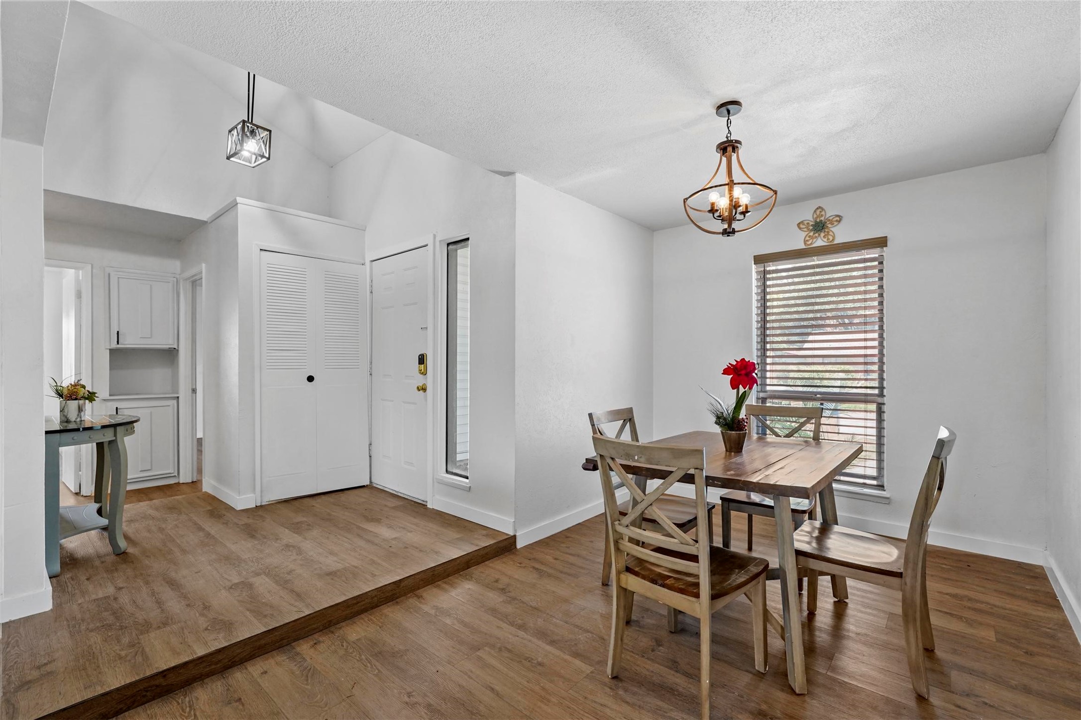 425 Rollingridge Lane Garland TX 75043