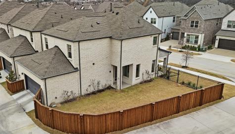 3127 Cliff Swallow Lane Arlington TX 76005