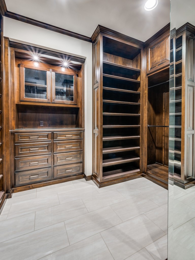 5816 Forest Highlands Drive Fort Worth TX 76132