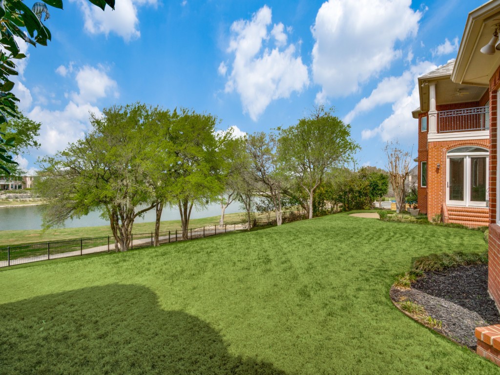 5816 Forest Highlands Drive Fort Worth TX 76132