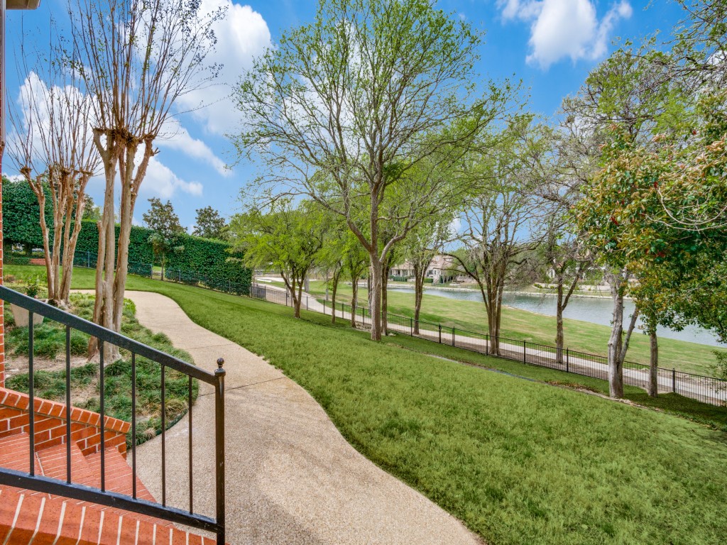 5816 Forest Highlands Drive Fort Worth TX 76132