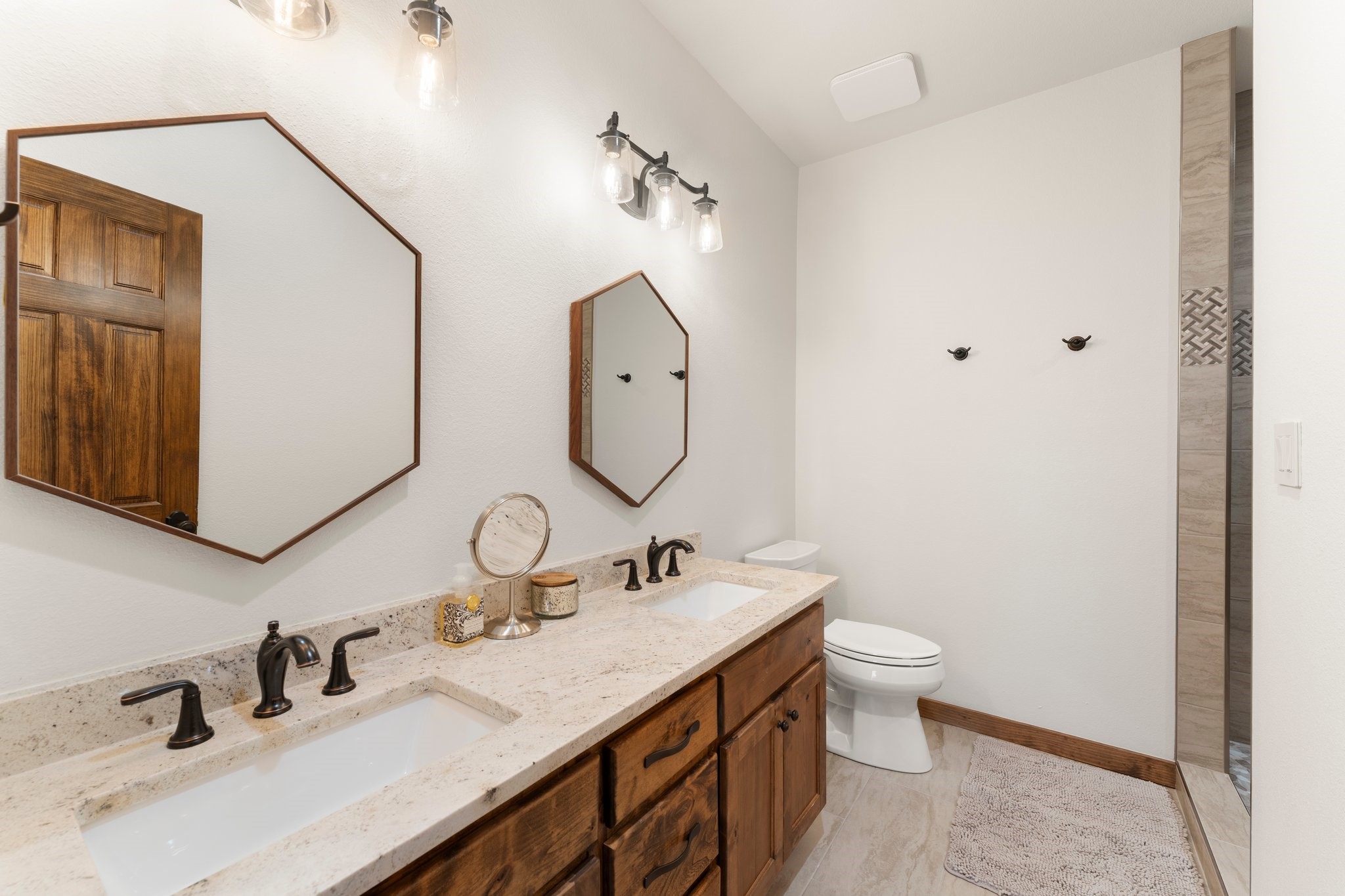 109 King Shore Boulevard Scroggins TX 75480