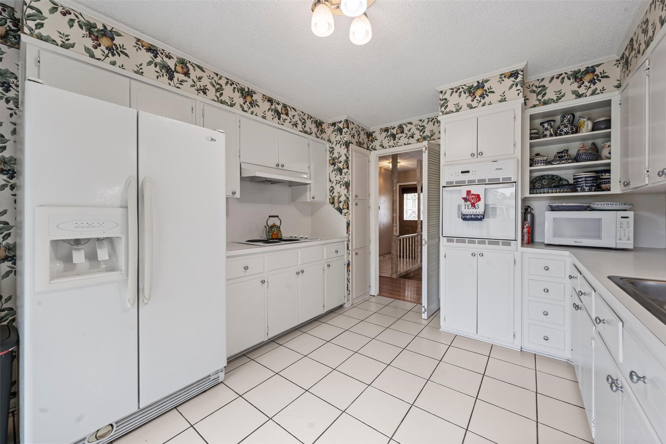 228 Monterrey Drive Hewitt TX 76643