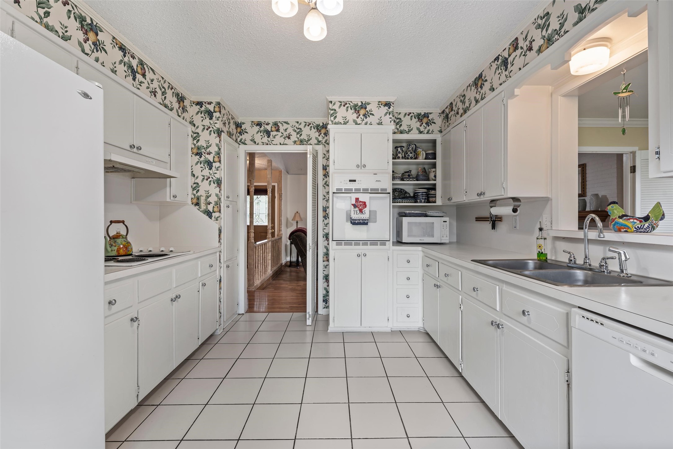 228 Monterrey Drive Hewitt TX 76643