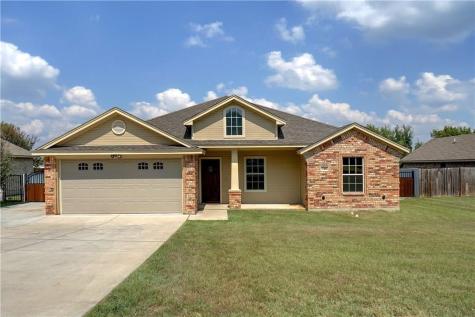 716 Wood Lane Azle TX 76020