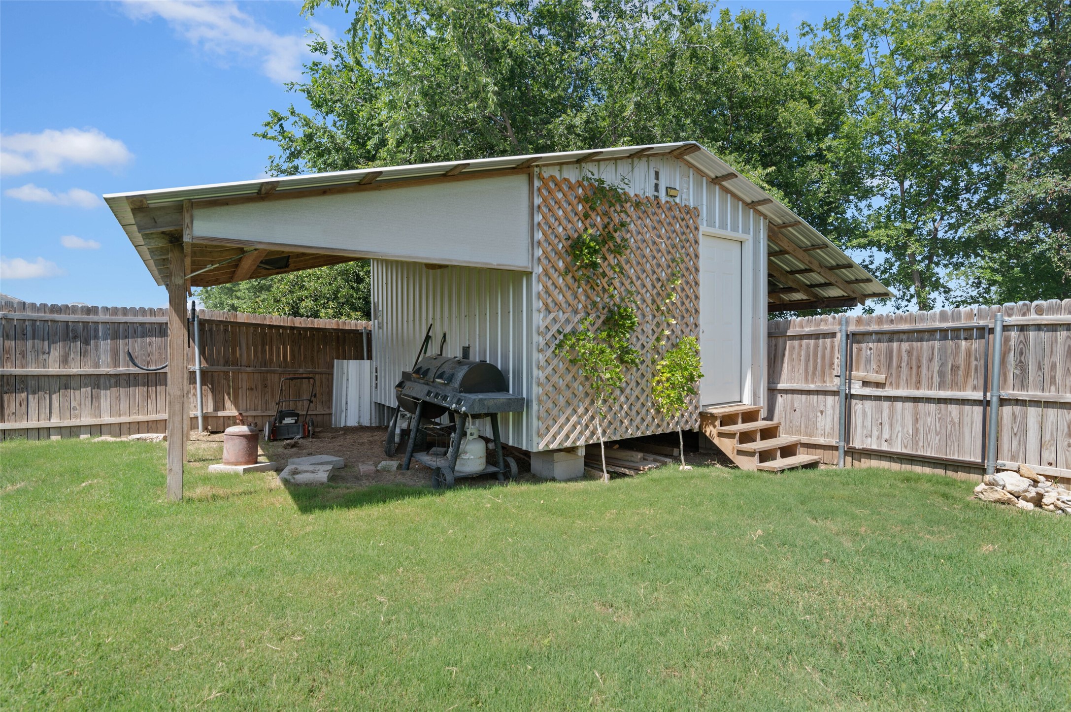 1200 First Street Sanger TX 76266