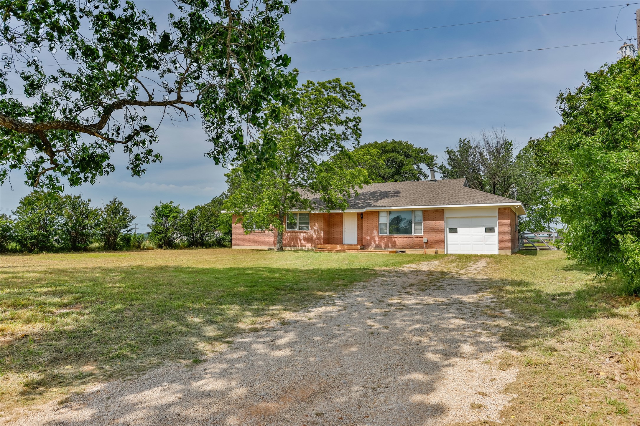 65 Kirby Street Callisburg TX 76240
