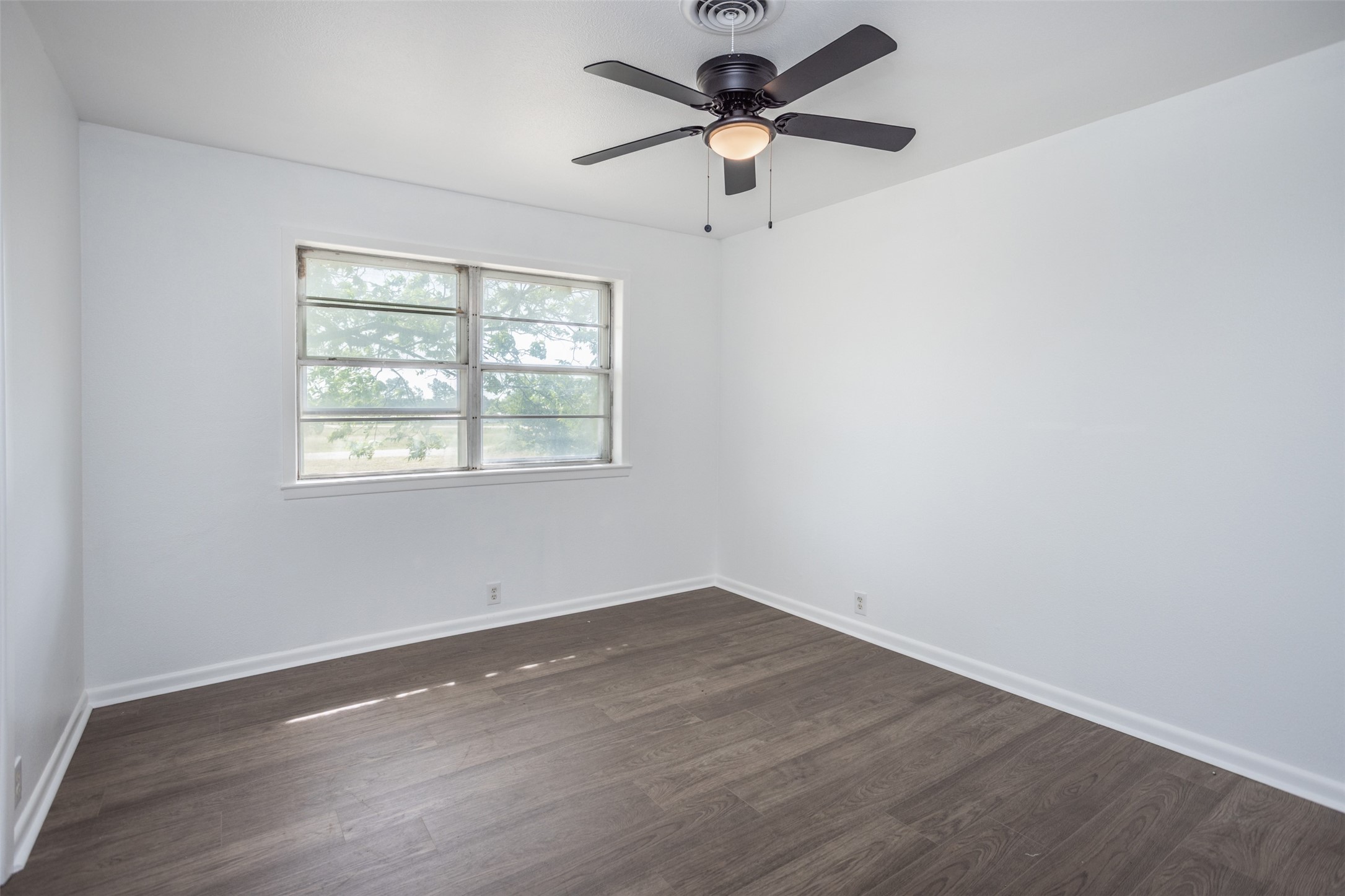 65 Kirby Street Callisburg TX 76240