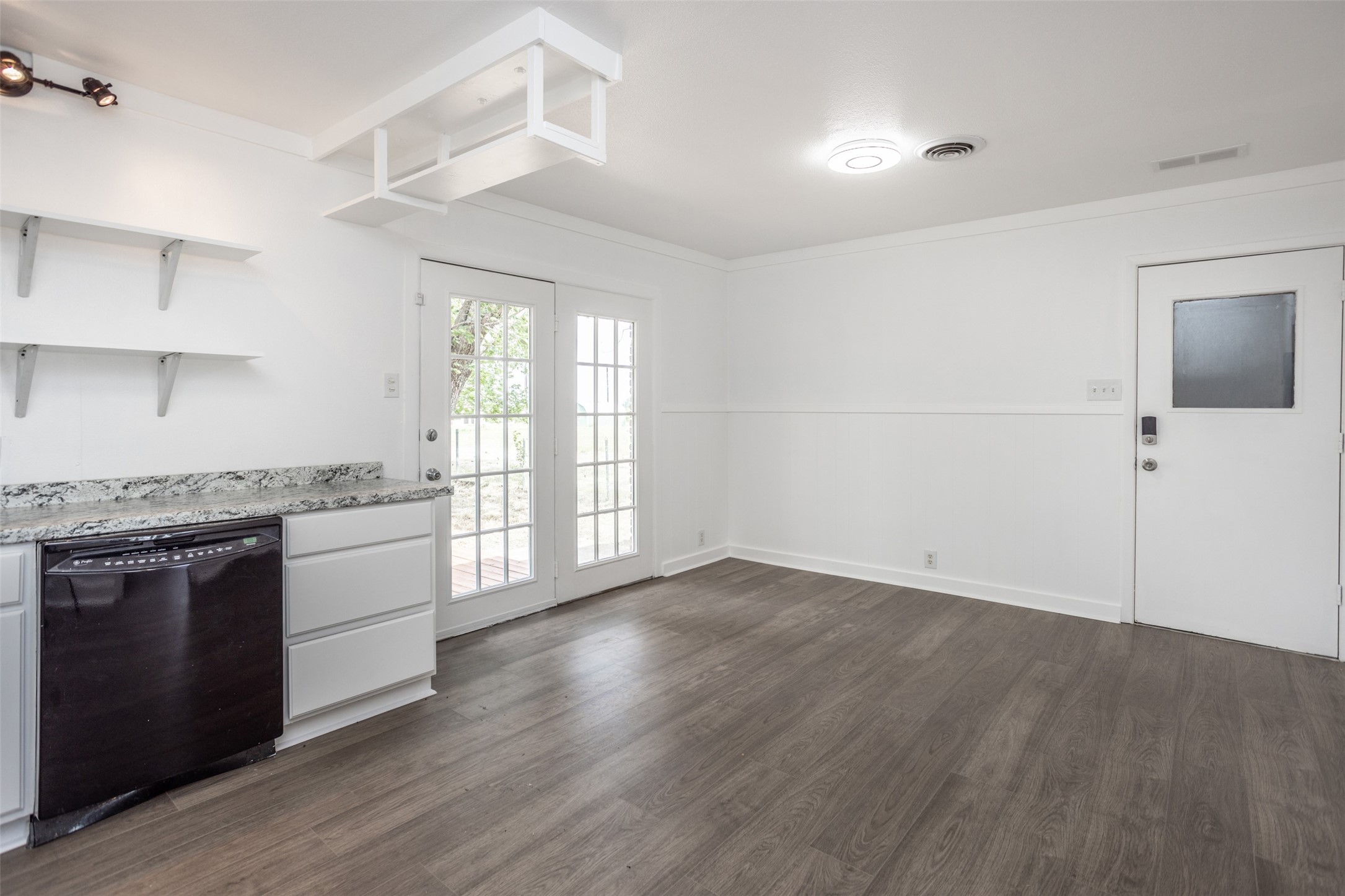 65 Kirby Street Callisburg TX 76240