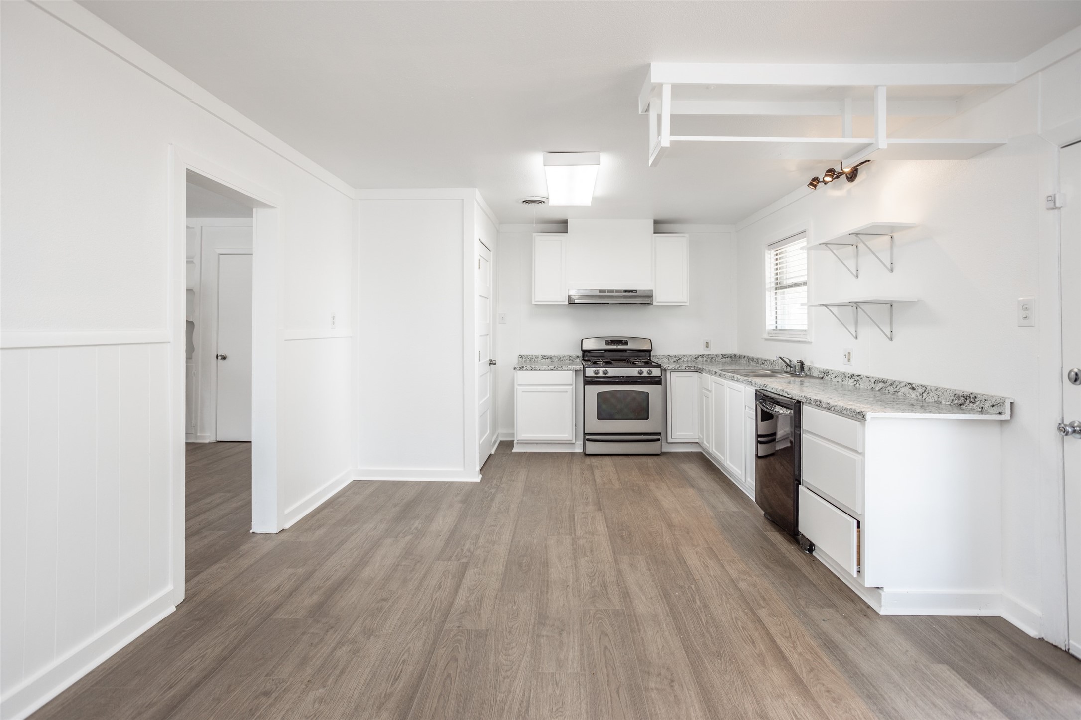 65 Kirby Street Callisburg TX 76240
