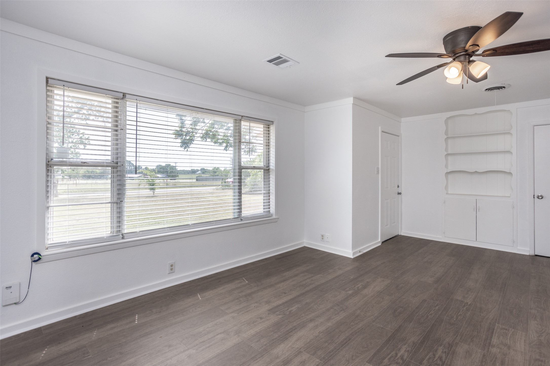 65 Kirby Street Callisburg TX 76240