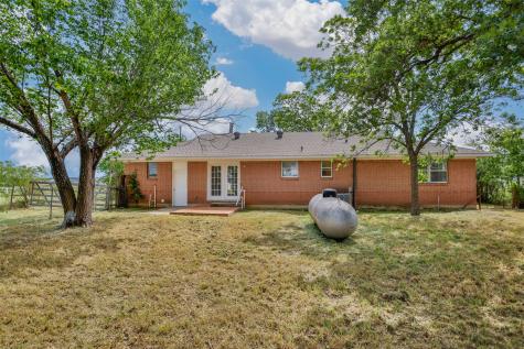 65 Kirby Street Callisburg TX 76240