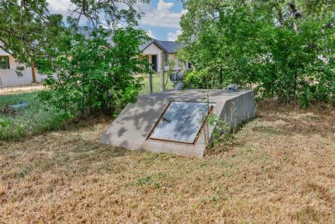 65 Kirby Street Callisburg TX 76240