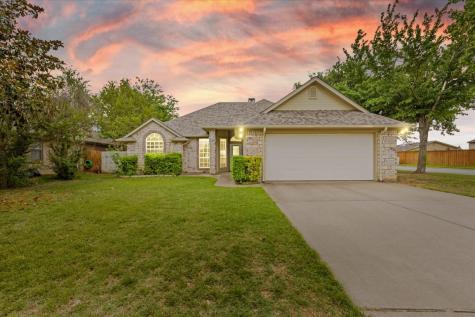 601 Tahiti Drive Granbury TX 76048