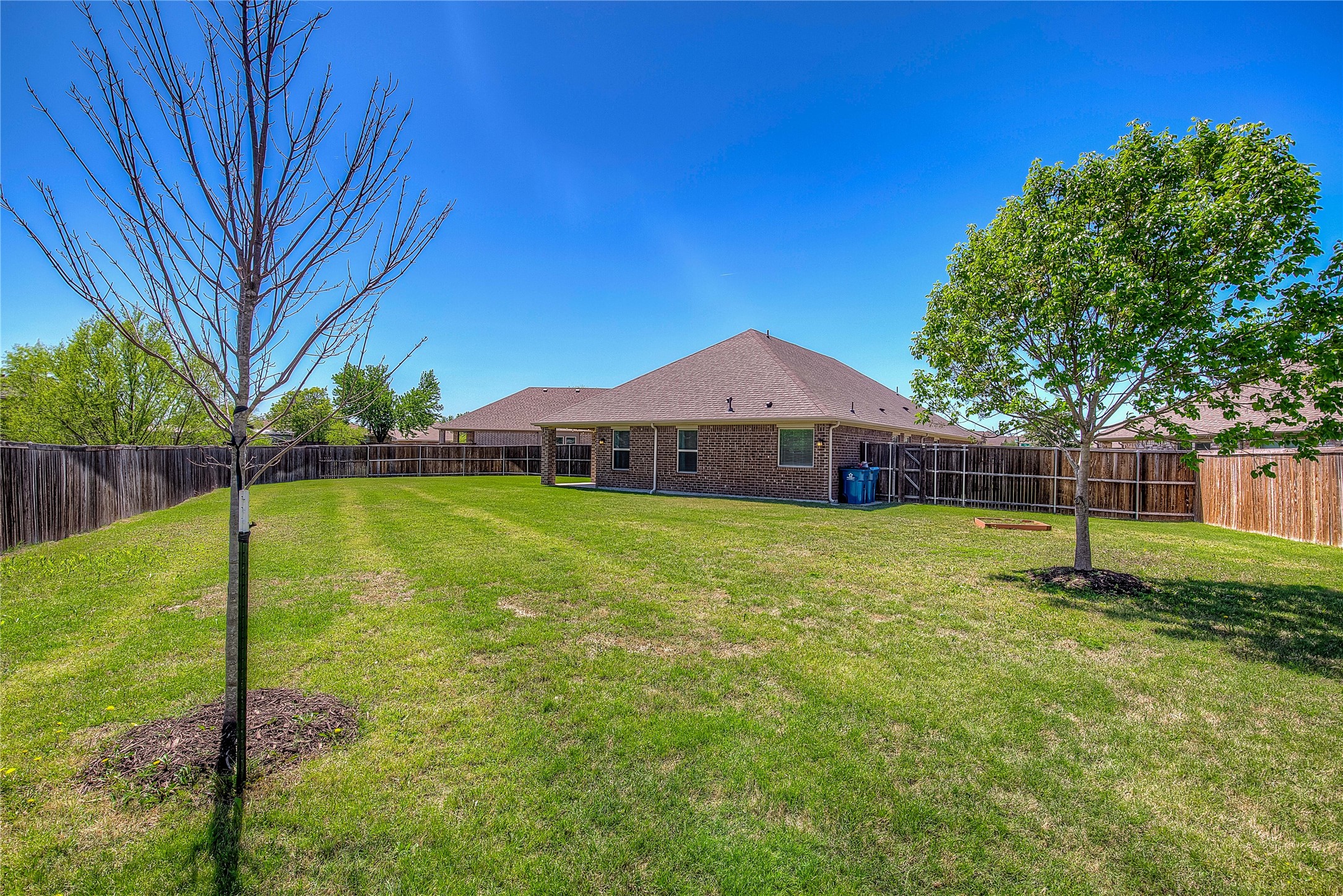 6716 Elm Street Rowlett TX 75089