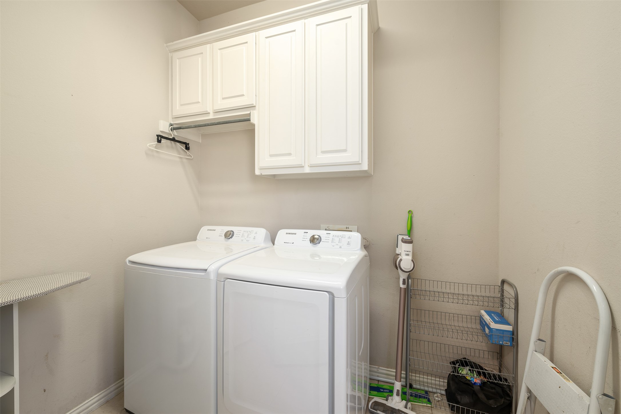 3321 Kendall Lane Irving TX 75062