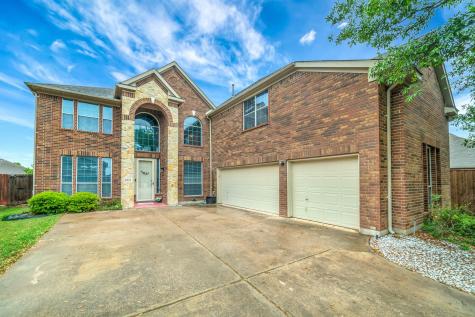 2312 Tawny Owl Road Grand Prairie TX 75052