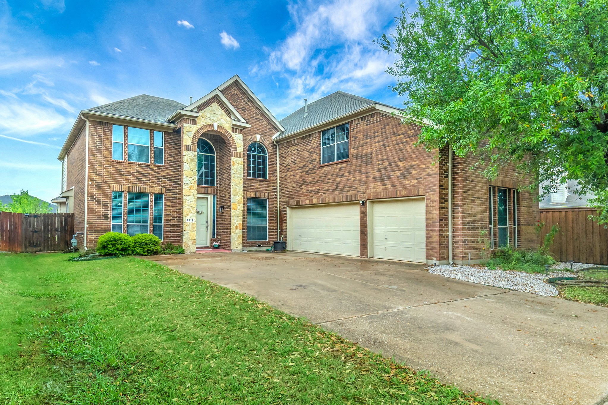2312 Tawny Owl Road Grand Prairie TX 75052