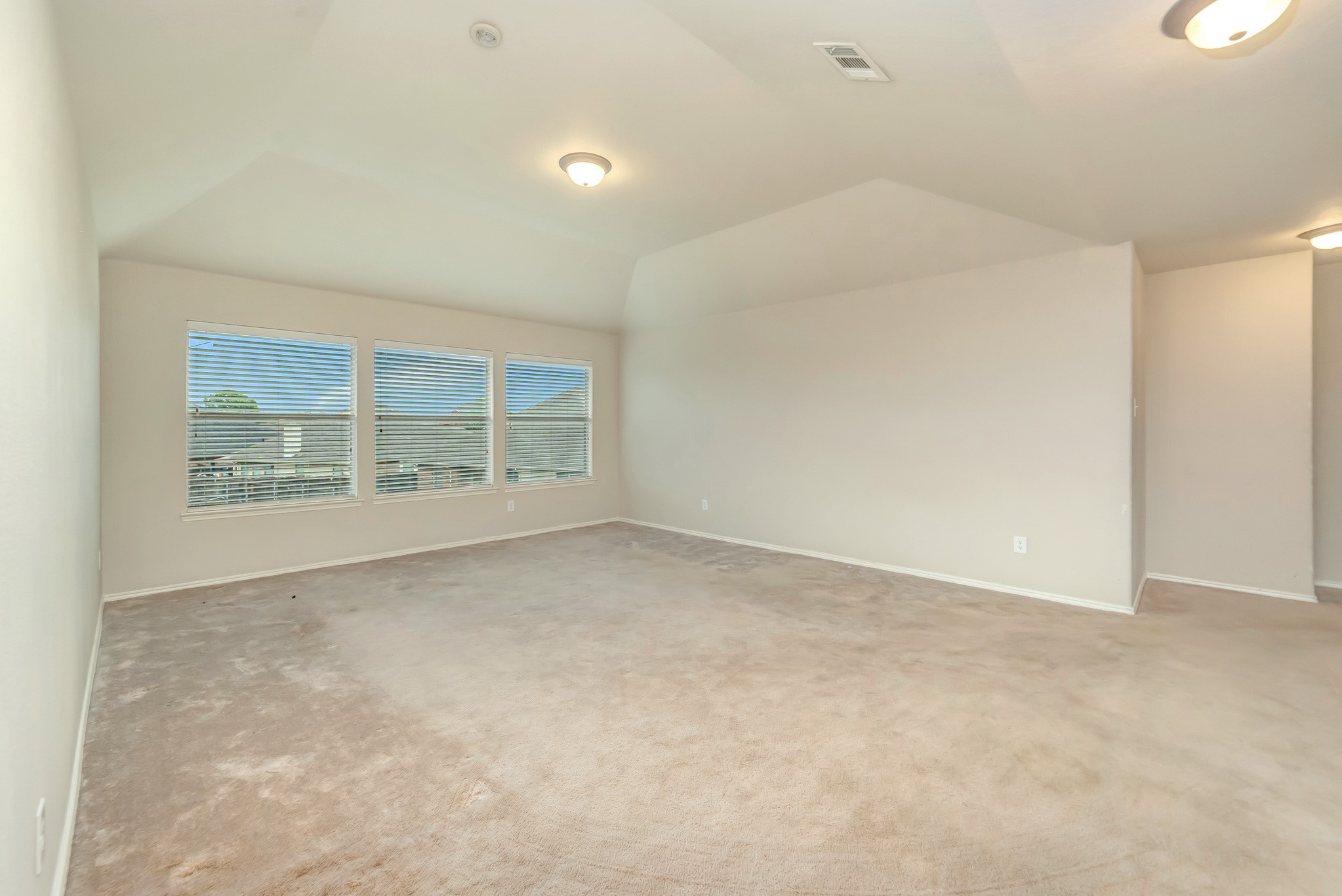 2312 Tawny Owl Road Grand Prairie TX 75052