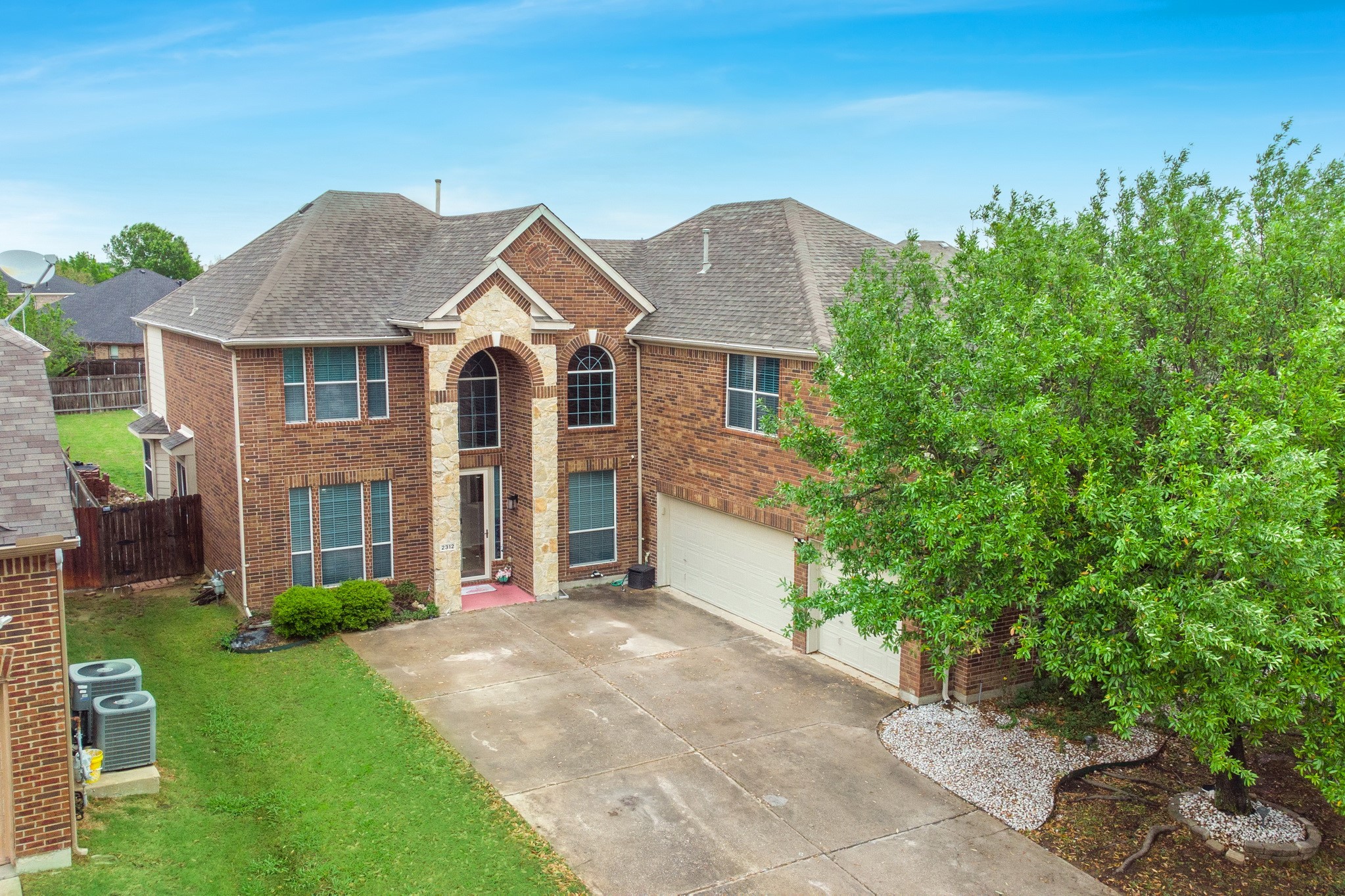 2312 Tawny Owl Road Grand Prairie TX 75052