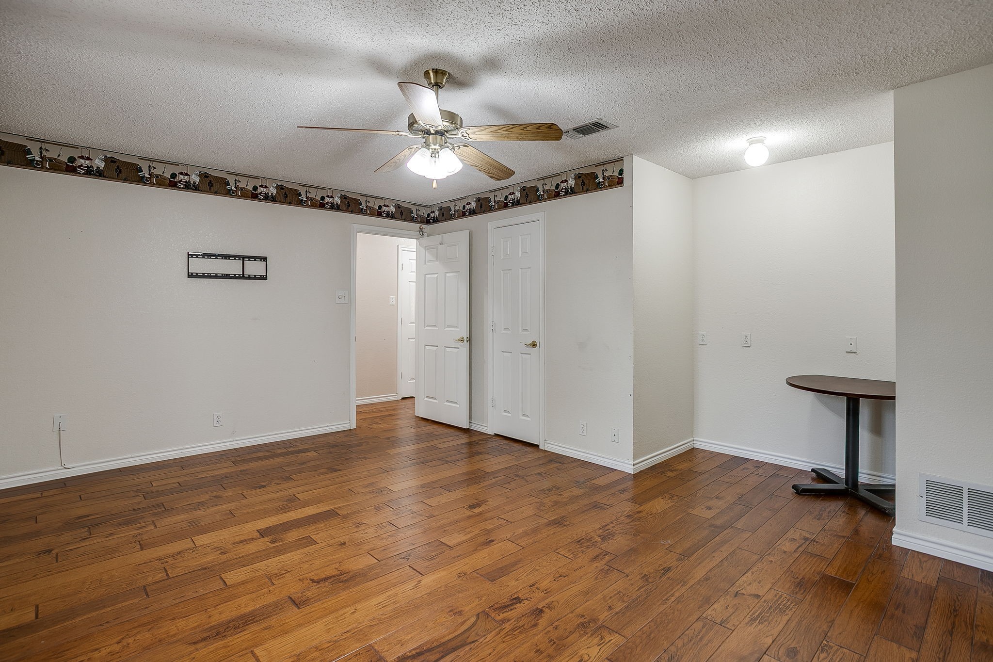 128 Oakwood Court Lakeside TX 76135