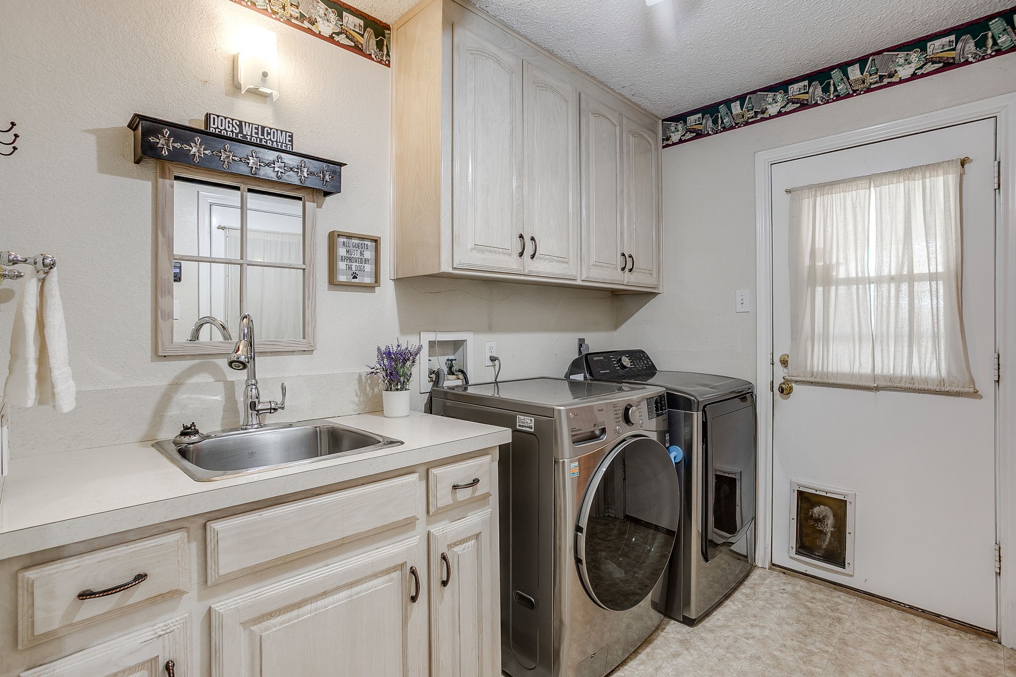 128 Oakwood Court Lakeside TX 76135