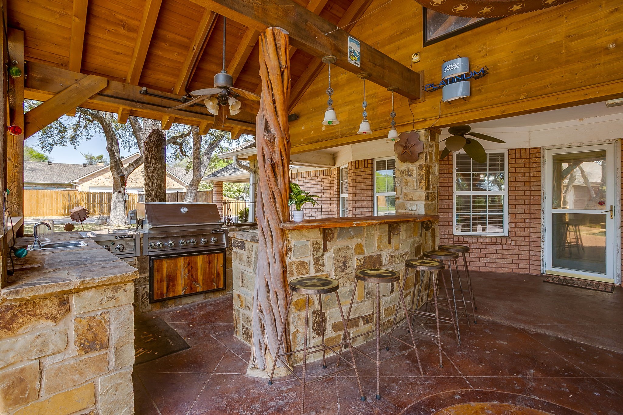 128 Oakwood Court Lakeside TX 76135