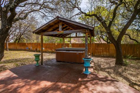 128 Oakwood Court Lakeside TX 76135