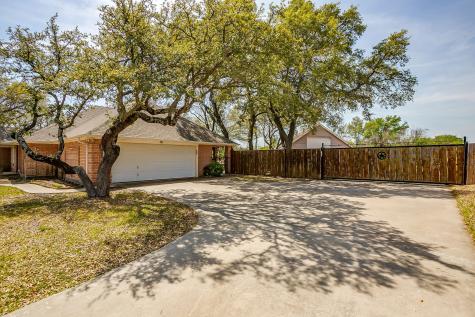 128 Oakwood Court Lakeside TX 76135