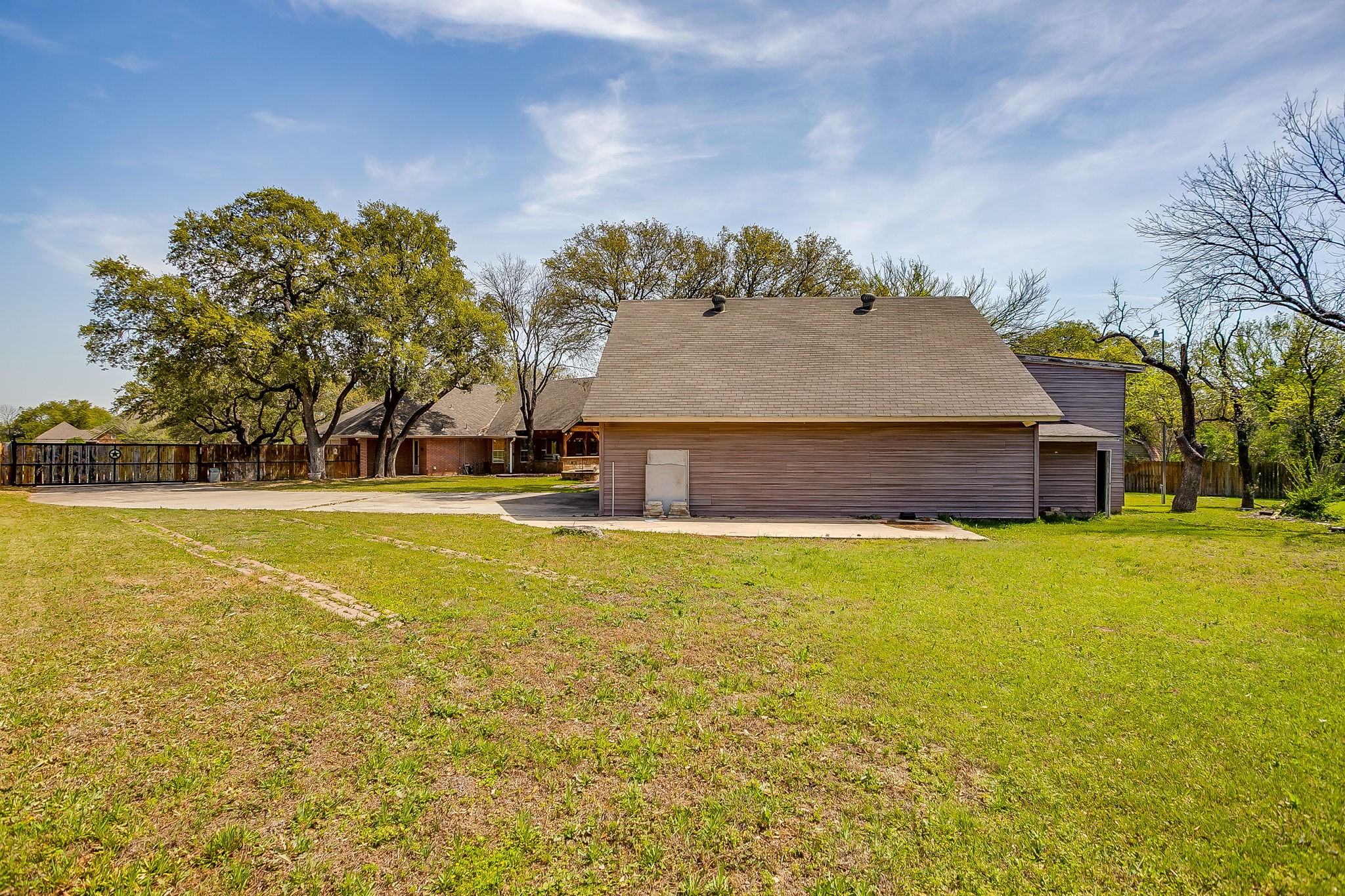 128 Oakwood Court Lakeside TX 76135