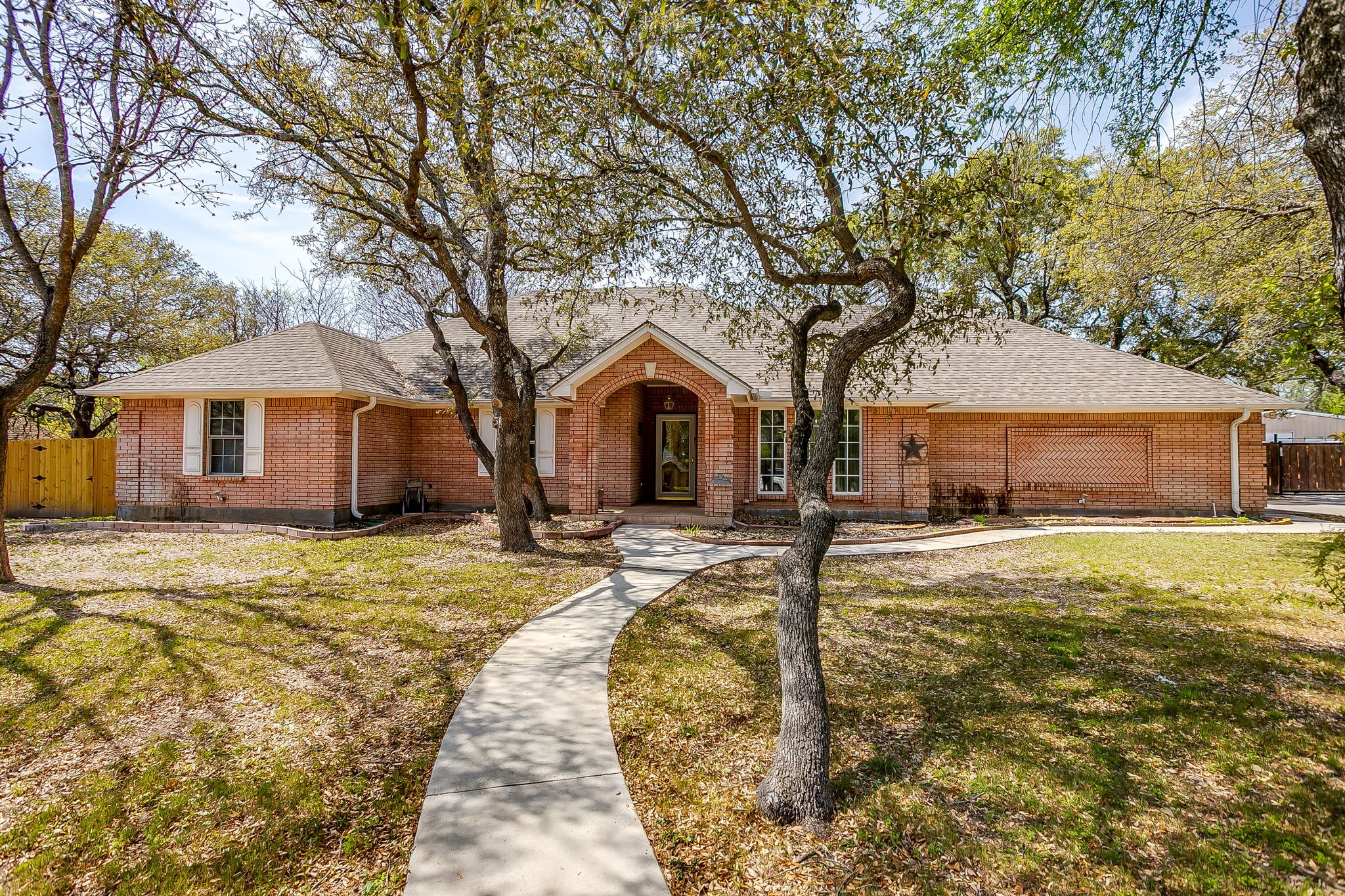 128 Oakwood Court Lakeside TX 76135